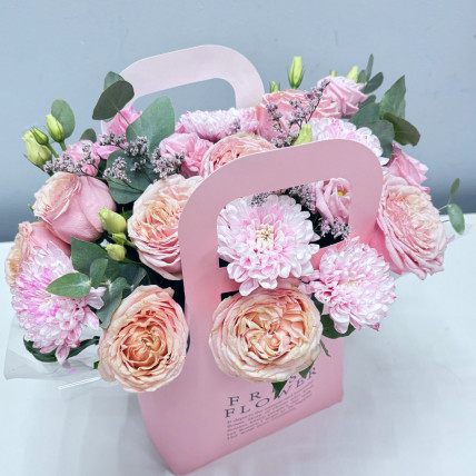 Сумочка "Искорка нежности" кустовой розой