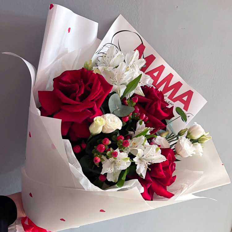 Букет "Мама поздравляю тебя" с розами Букет "Мама поздравляю тебя" с розами