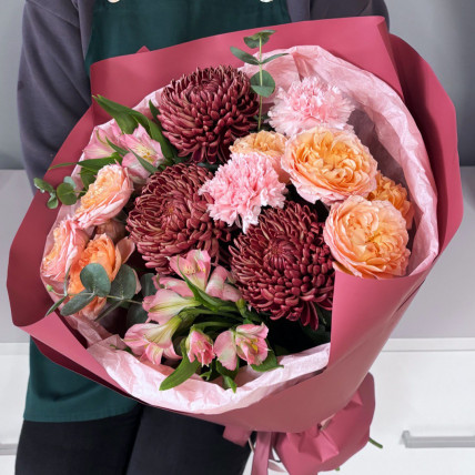 Букет с шоколадными хризантемами Букет с шоколадными хризантемами