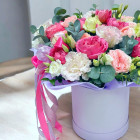 Коробка из роз и эустомы на ДР