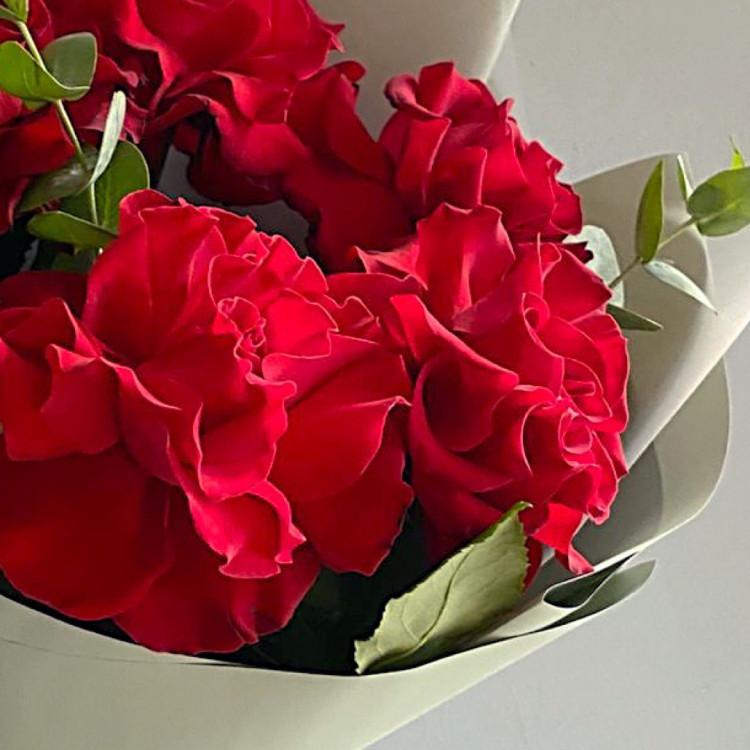 Букет из 5 французских роз Букет из 5 французских роз