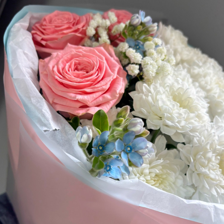 Букет "Всё будет" с розой и хризантемой