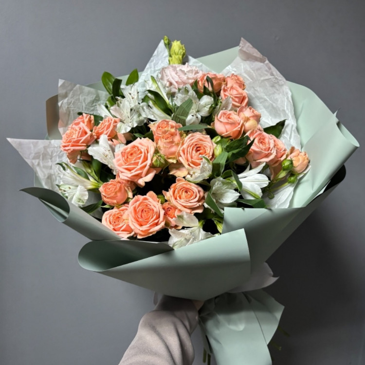 Букет "Эмануль" из кустовых роз и альстромерий