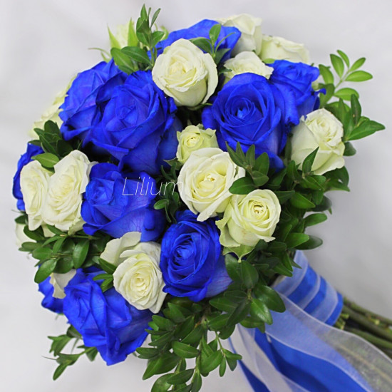 Букет невесты из синих цветов