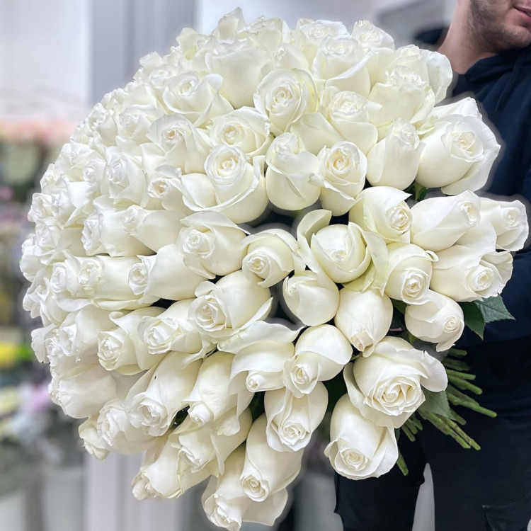 Букет из 101 крупной белой розы