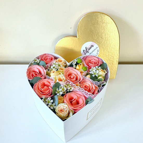 Цветы в Art-Box заказать в Москве - taimyr-expo.ru Коробки с цветами - Цветочный дом Самсон Букет