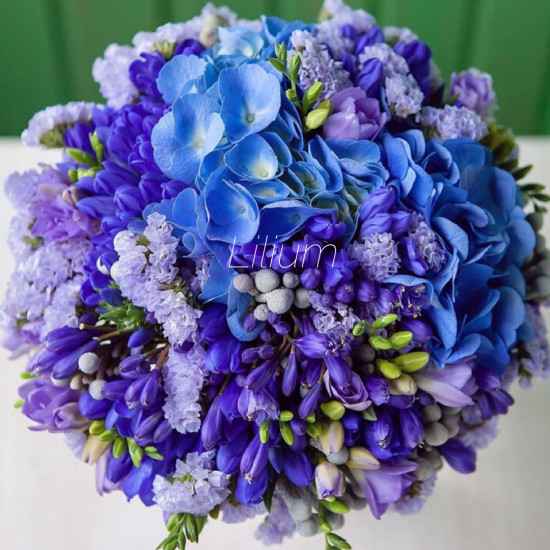 Синий, голубой свадебный букет невесты - Флористический салон Fl-er