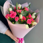 Букет "Варенье" с тюльпанами и розой Букет "Варенье" с тюльпанами и розой