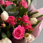 Букет "Варенье" с тюльпанами и розой Букет "Варенье" с тюльпанами и розой