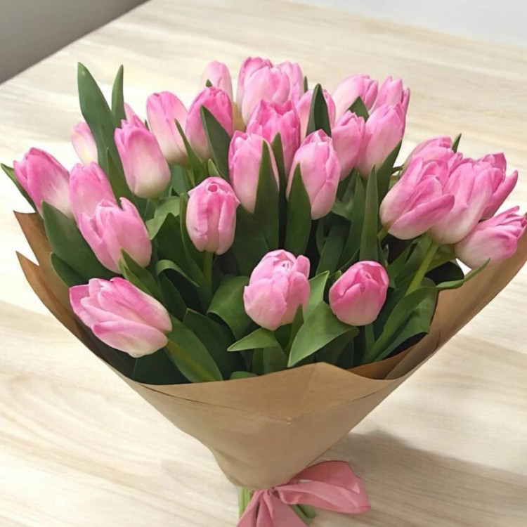 29 розовых тюльпанов с доставкой